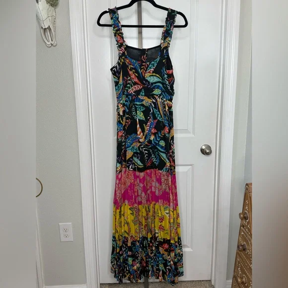 Johnny Was Mirko Tiered Maxi Dress - Picture 7 of 10